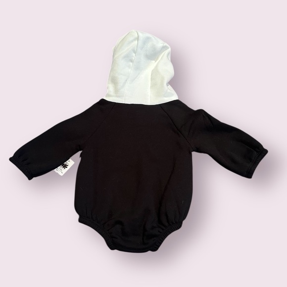 NWT Old Navy Baby Skeleton Halloween Onesie with Hood Size 3-6 Months - Picture 7 of 7